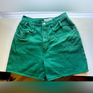 Perfect High Rise Vintage Short